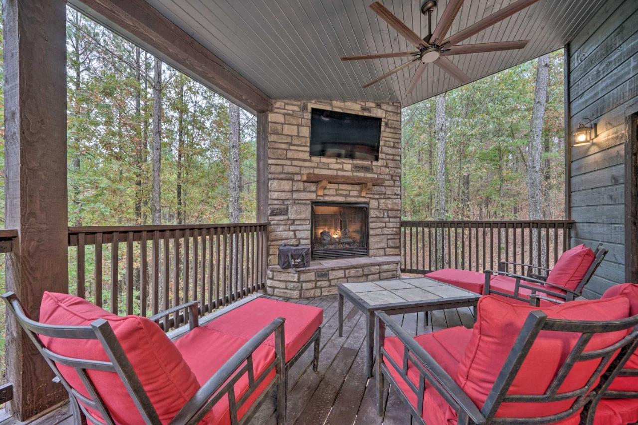 Broken Bow Cabin Deck With Hot Tub And Pool Table! المظهر الخارجي الصورة