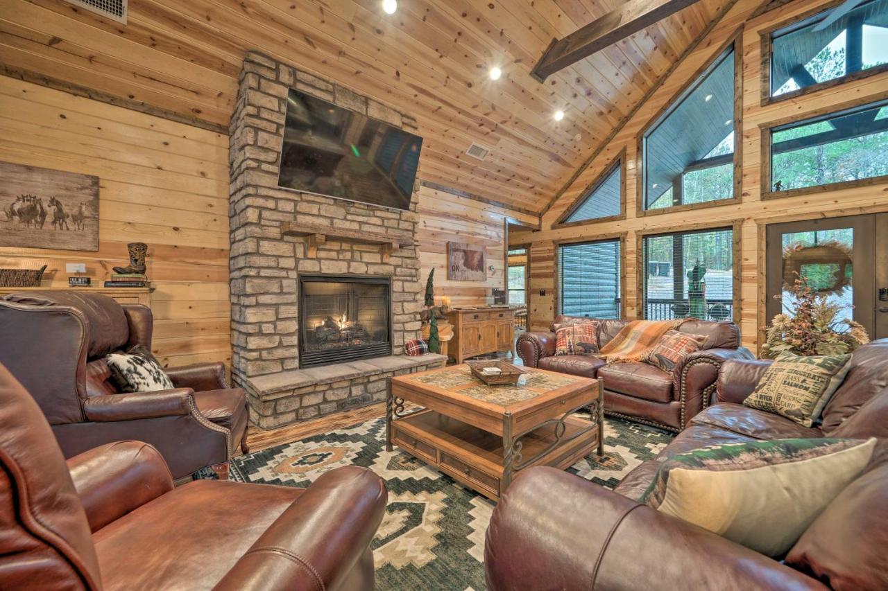Broken Bow Cabin Deck With Hot Tub And Pool Table! المظهر الخارجي الصورة