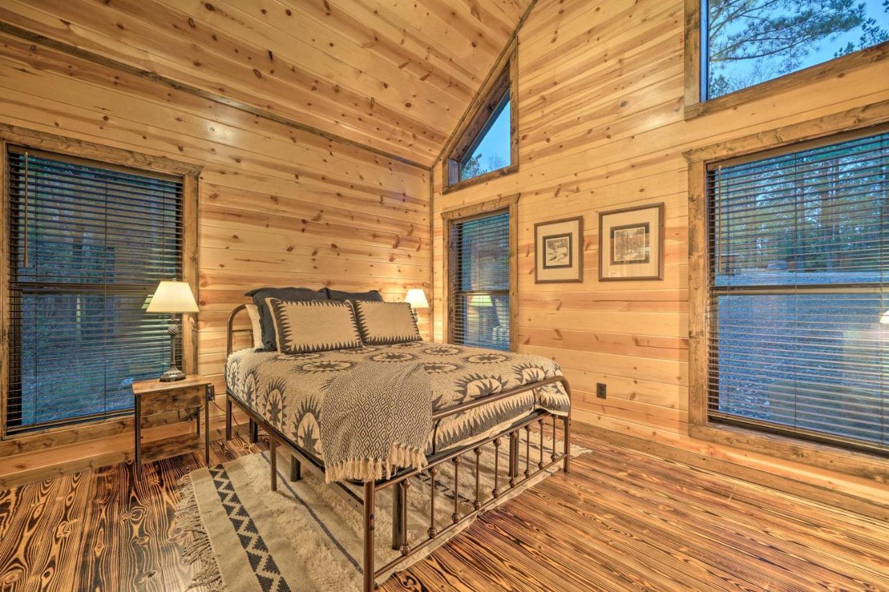 Broken Bow Cabin Deck With Hot Tub And Pool Table! المظهر الخارجي الصورة