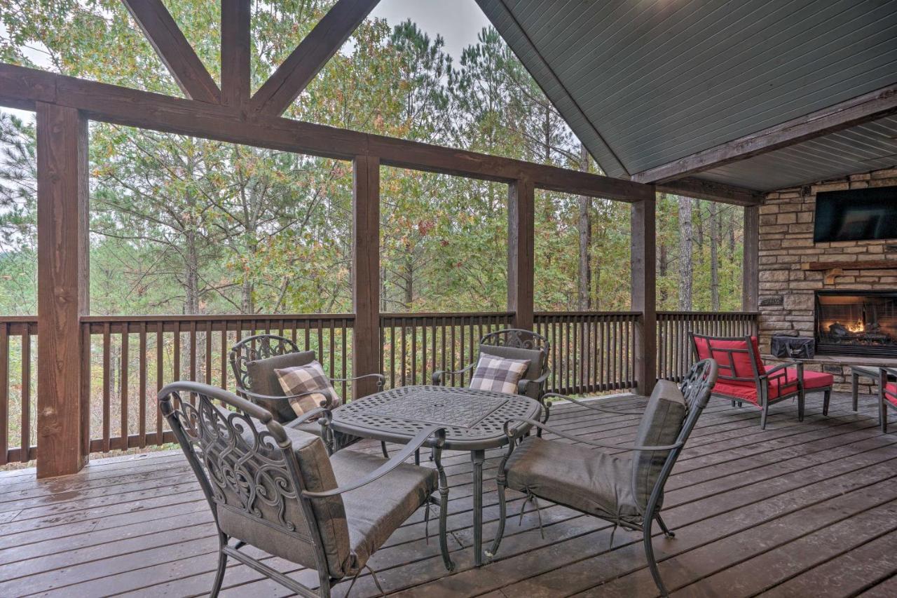 Broken Bow Cabin Deck With Hot Tub And Pool Table! المظهر الخارجي الصورة