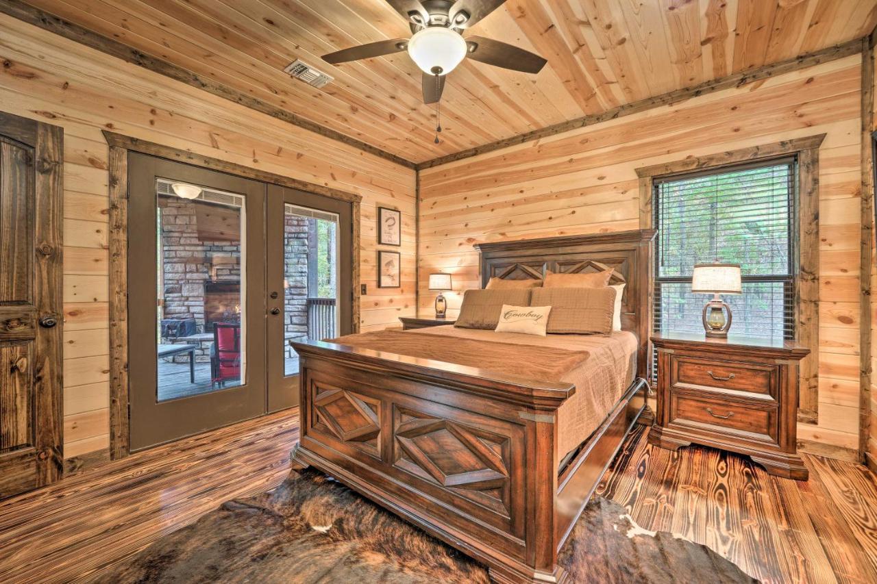 Broken Bow Cabin Deck With Hot Tub And Pool Table! المظهر الخارجي الصورة