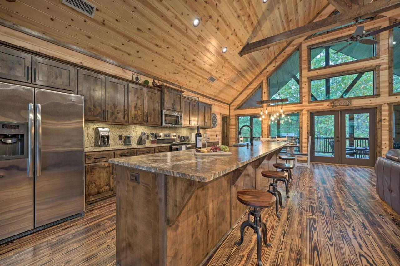 Broken Bow Cabin Deck With Hot Tub And Pool Table! المظهر الخارجي الصورة