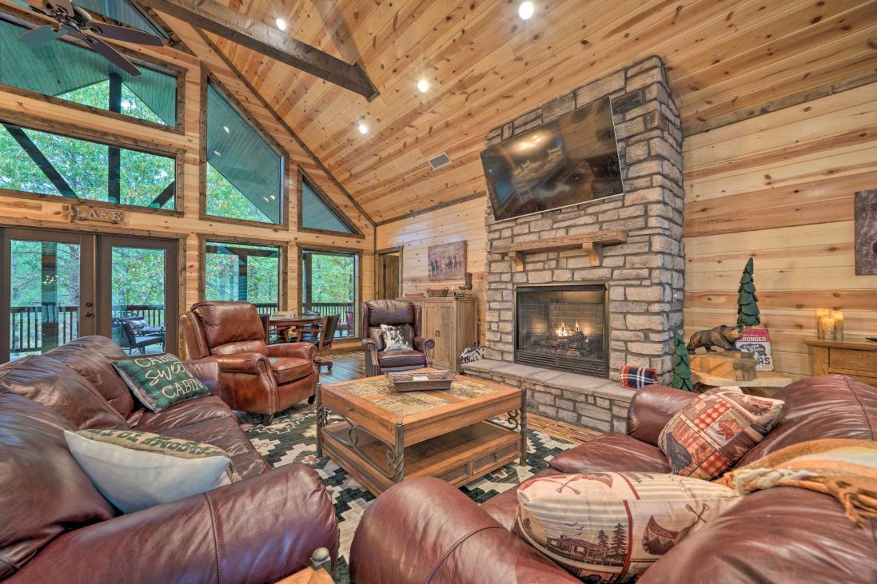 Broken Bow Cabin Deck With Hot Tub And Pool Table! المظهر الخارجي الصورة